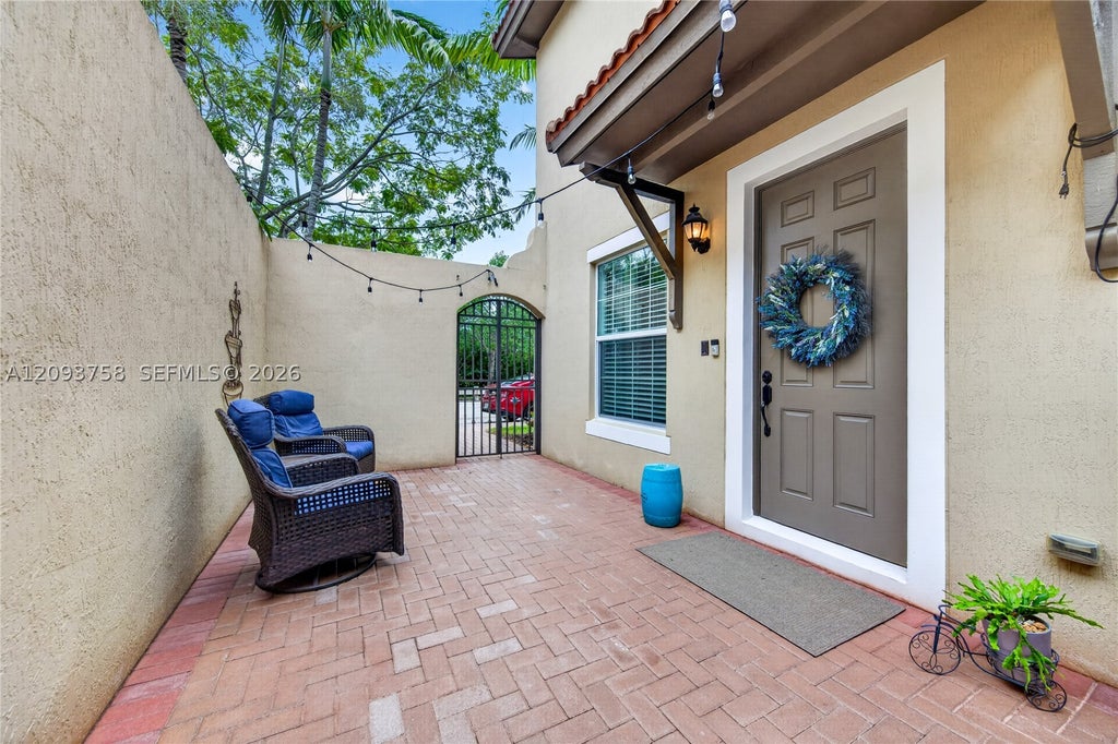 Photo of 14731 SW 15th Ct, Pembroke Pines, FL 33027 (MLS # A12093758)