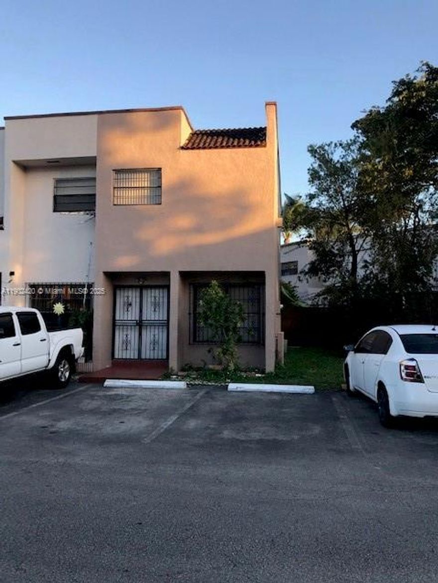 Beautiful 2-bedroom, 2.5-bath townhouse located in a quiet and well-maintained community in the heart of West Miami-Dade. This corner unit offers bright living and dining areas, a private patio, and assigned parking. Conveniently located near FIU, Dolphin Mall, restaurants, shopping centers, and major highways. Ideal for anyone seeking comfort, privacy, and an unbeatable location.