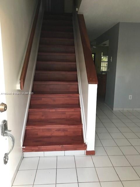 LAGUNA GARDENS CONDO - Residential Lease