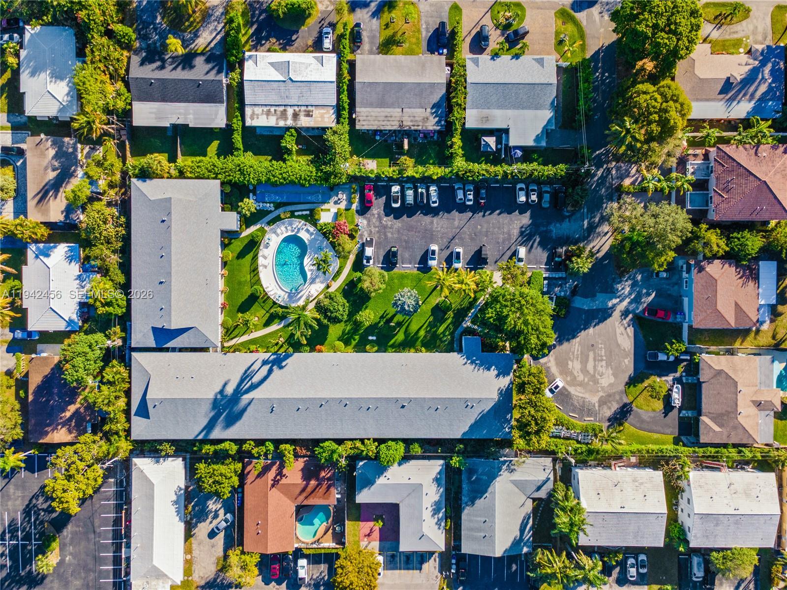 DEAUVILLE TERRACE CO-OP - Residential