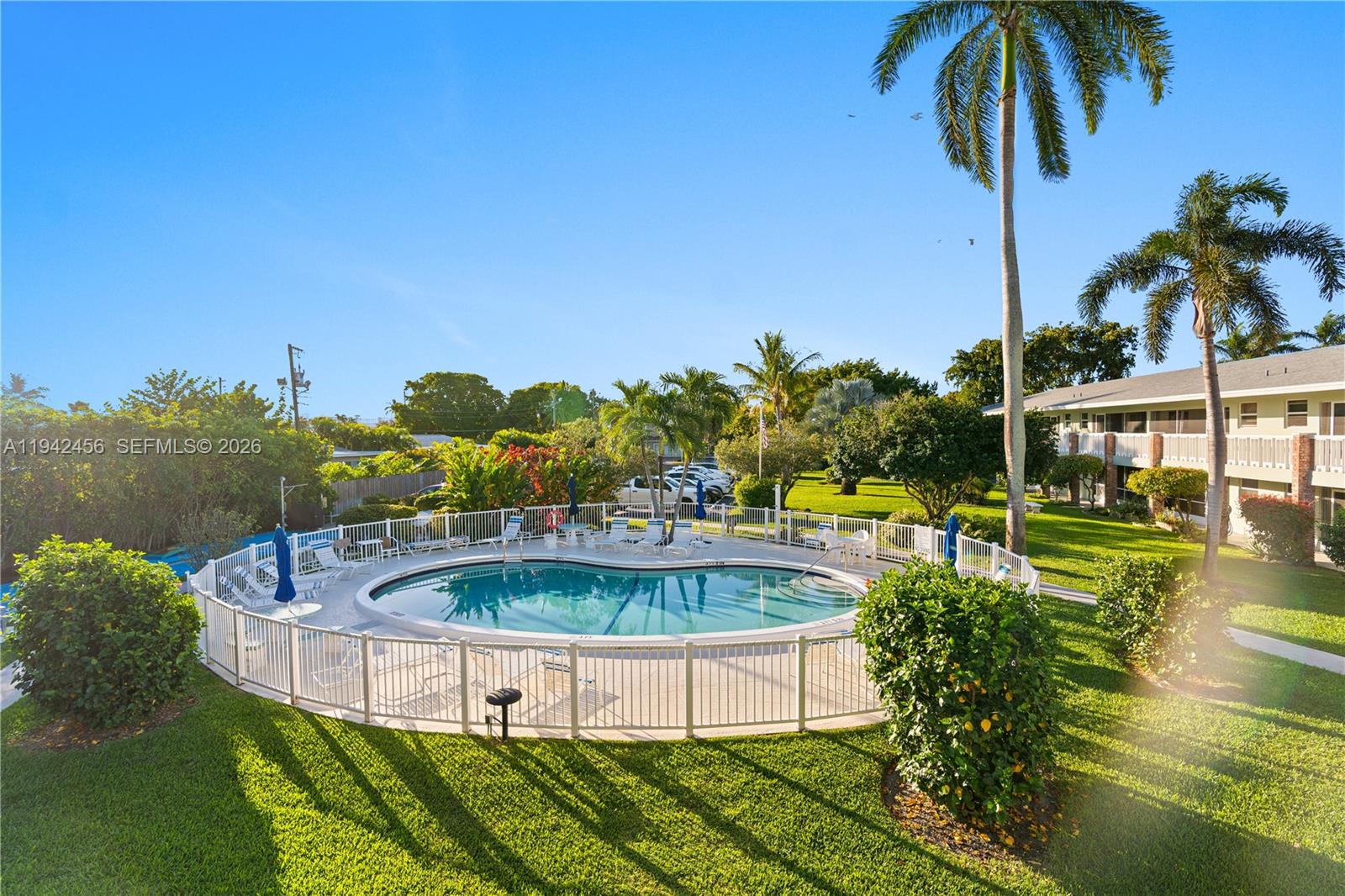 DEAUVILLE TERRACE CO-OP - Residential