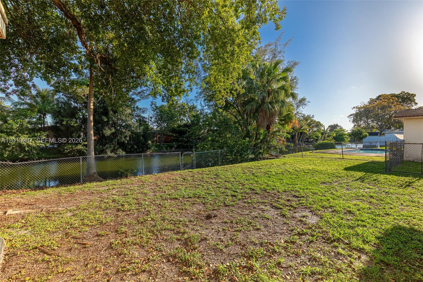 SUNRISE GOLF VILLAGE FIRS - Residential