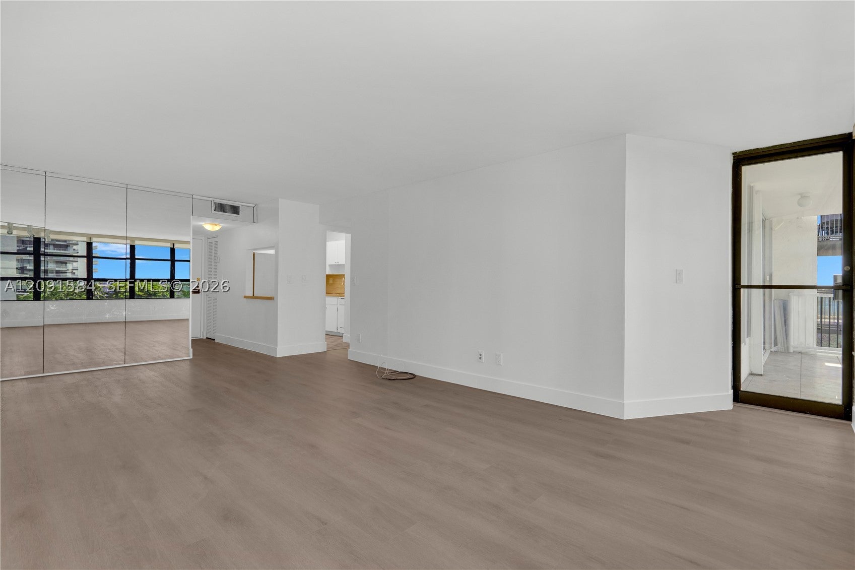 1440 Brickell Bay Dr 604