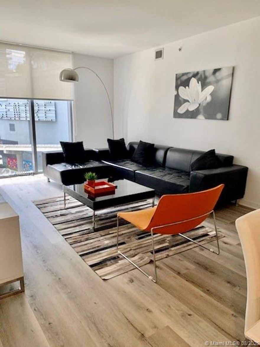 Beautiful fully furnished apartment in the heart of Brickell. 2/2 plus den. Super well located, right across the Brickell City Centre Mall. Available Fully Furnished Apt in the heart of Brickell is a 2/2 plus Den, nice split plan and open kitchen., one valet is included.