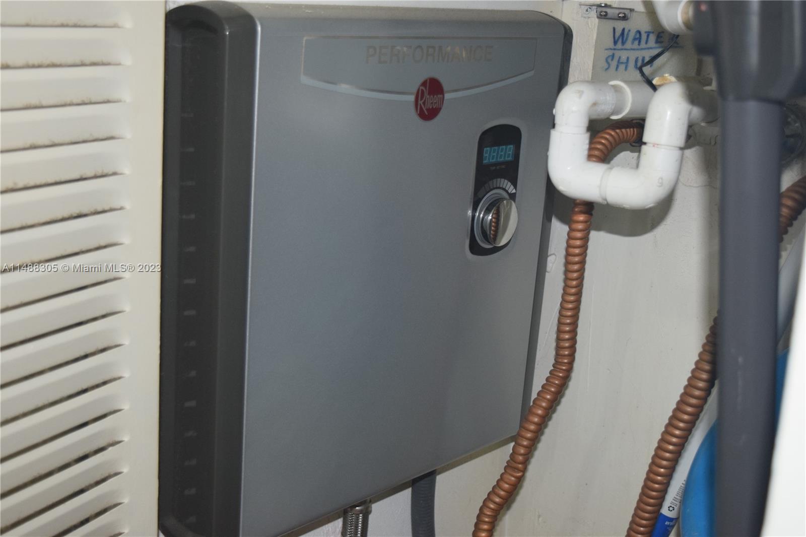 TOPAZ SOUTH CONDO - Residential