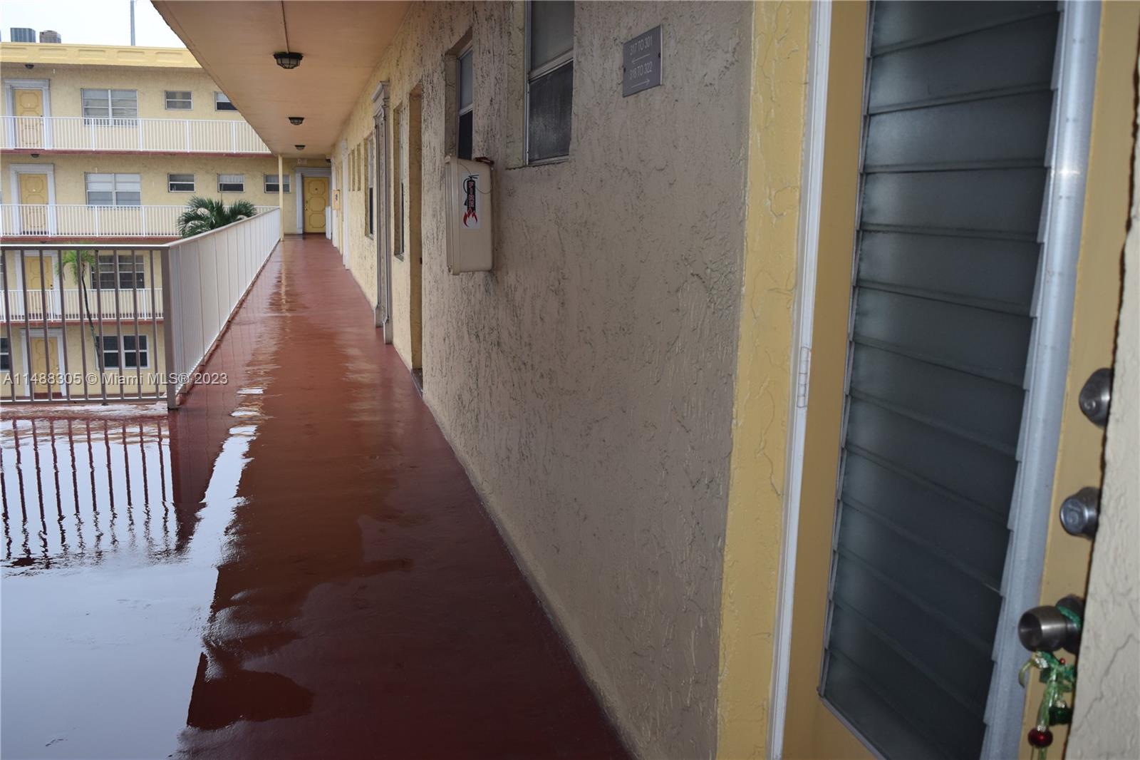 TOPAZ SOUTH CONDO - Residential