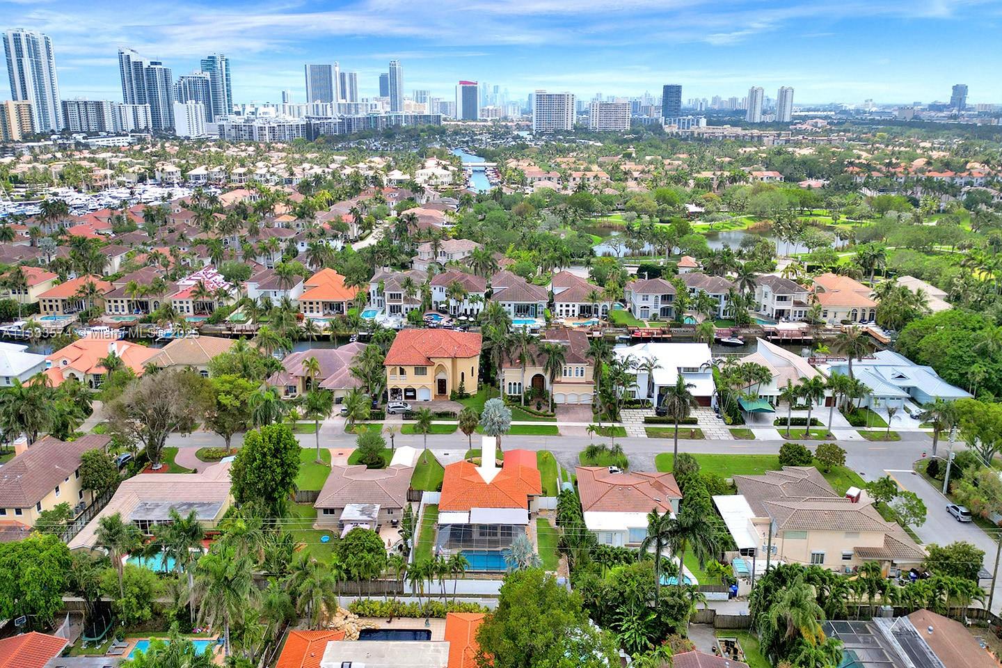 HOLLYWOOD LAKES SECTION - Residential Lease