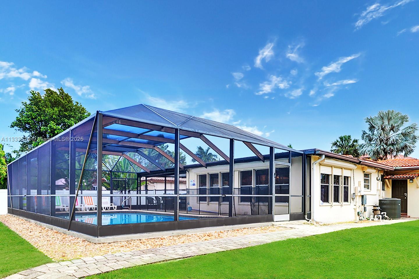 HOLLYWOOD LAKES SECTION - Residential Lease