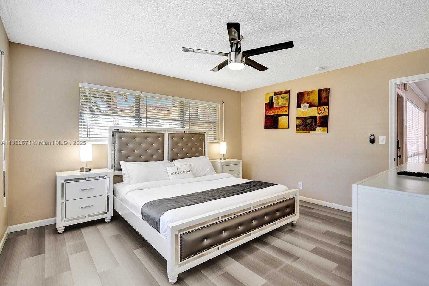 HOLLYWOOD LAKES SECTION - Residential Lease