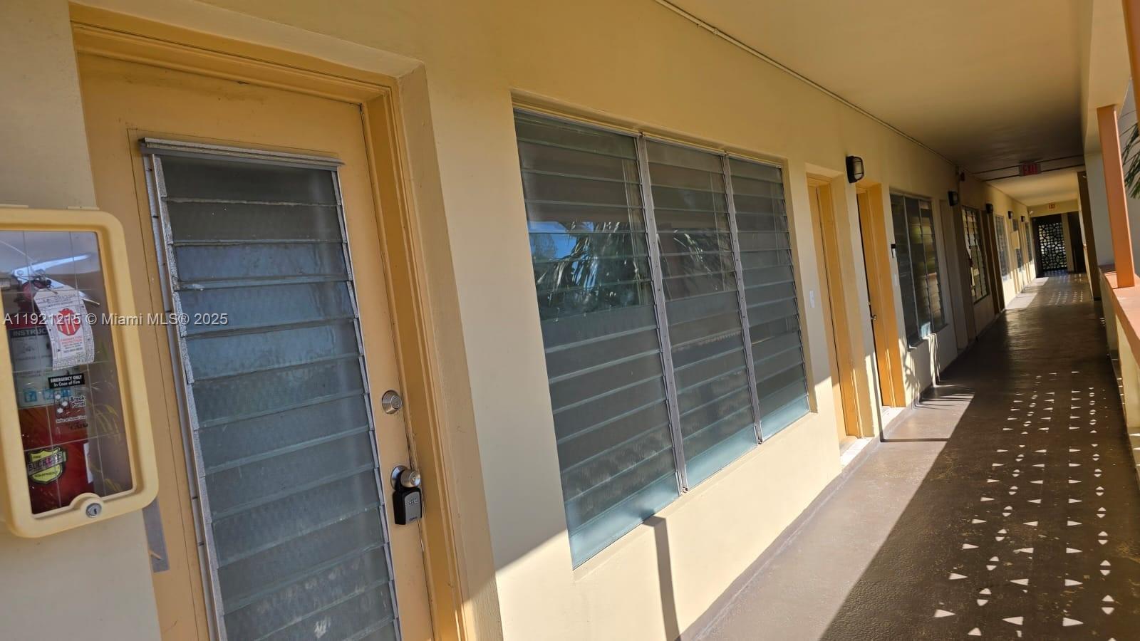 SUTTON HOUSE CONDO - Residential