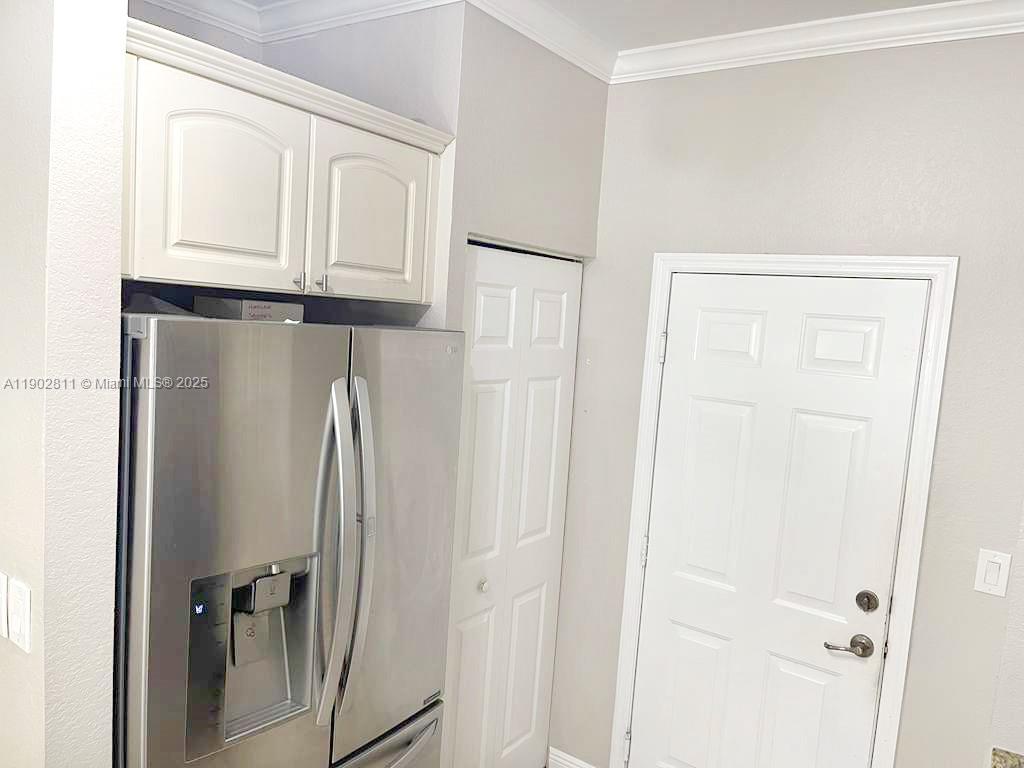 ESCADA - Residential