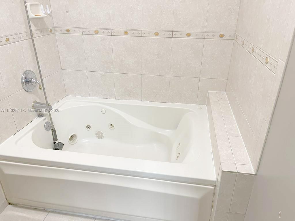 ESCADA - Residential