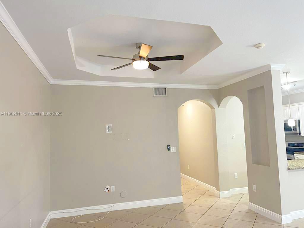 ESCADA - Residential