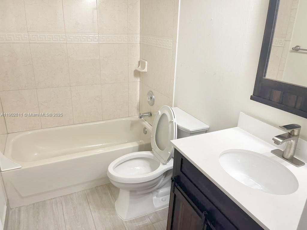 ESCADA - Residential