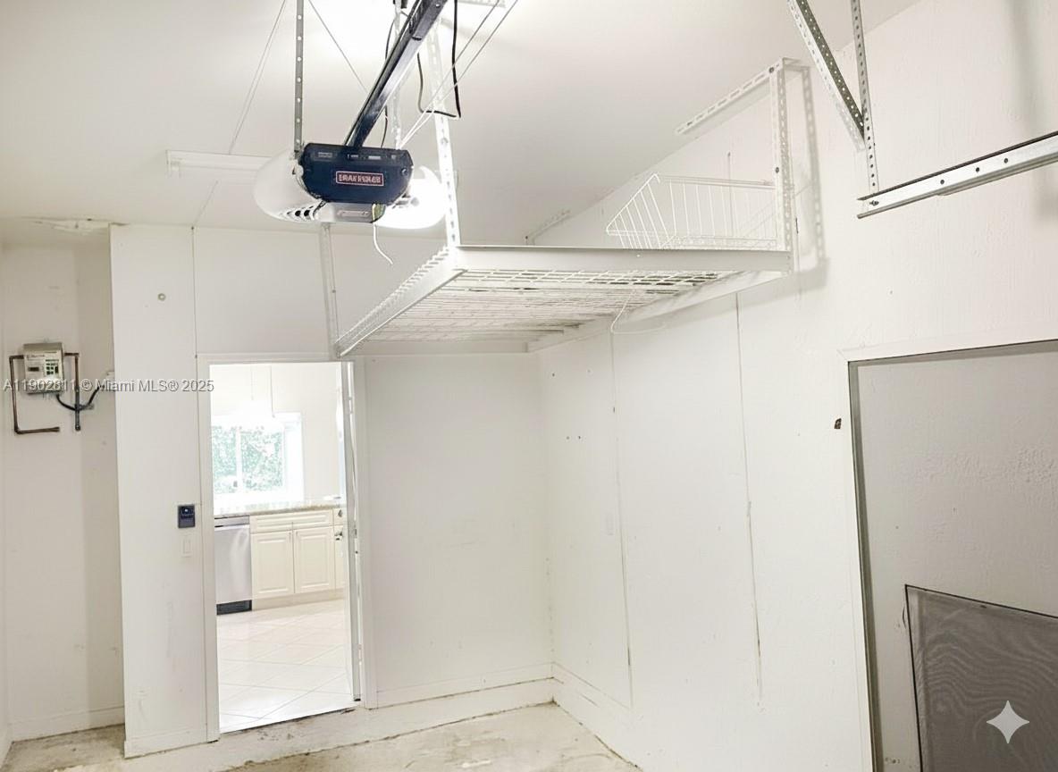 ESCADA - Residential