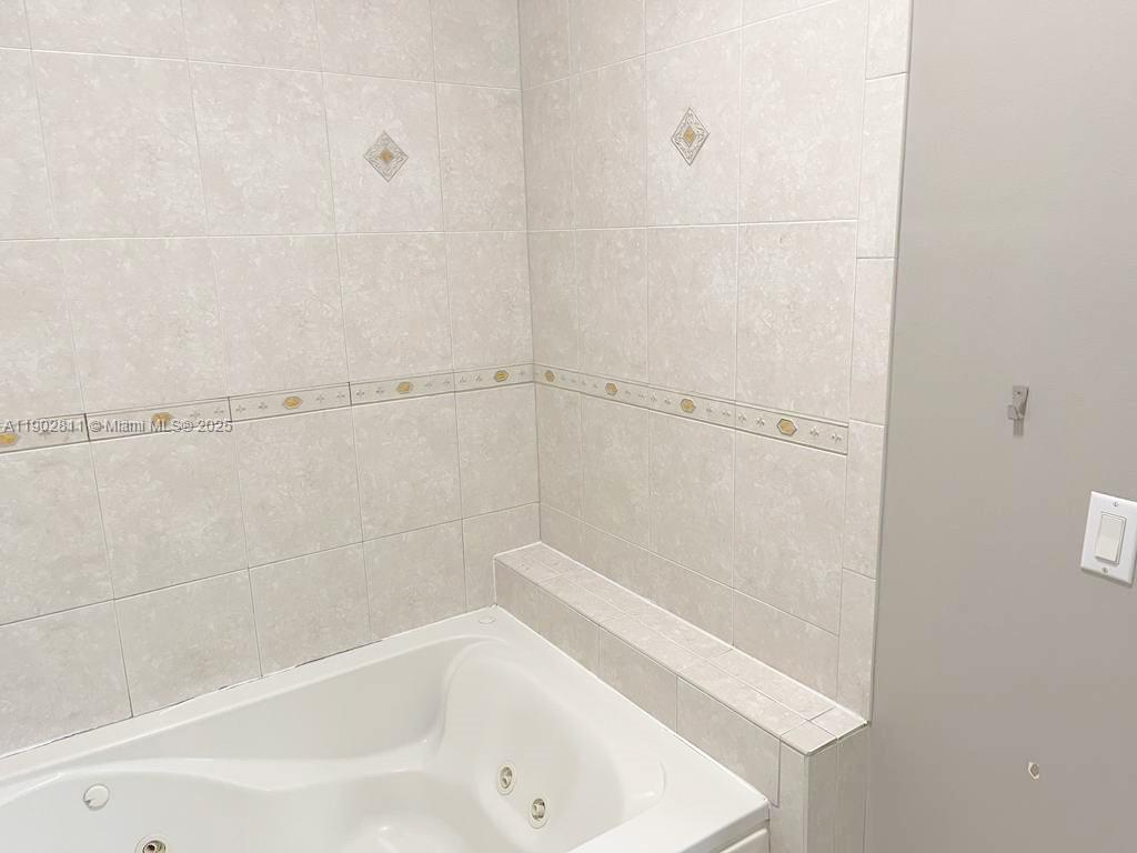 ESCADA - Residential