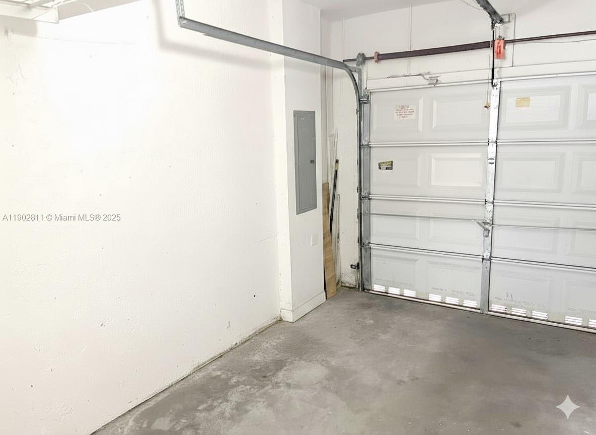 ESCADA - Residential