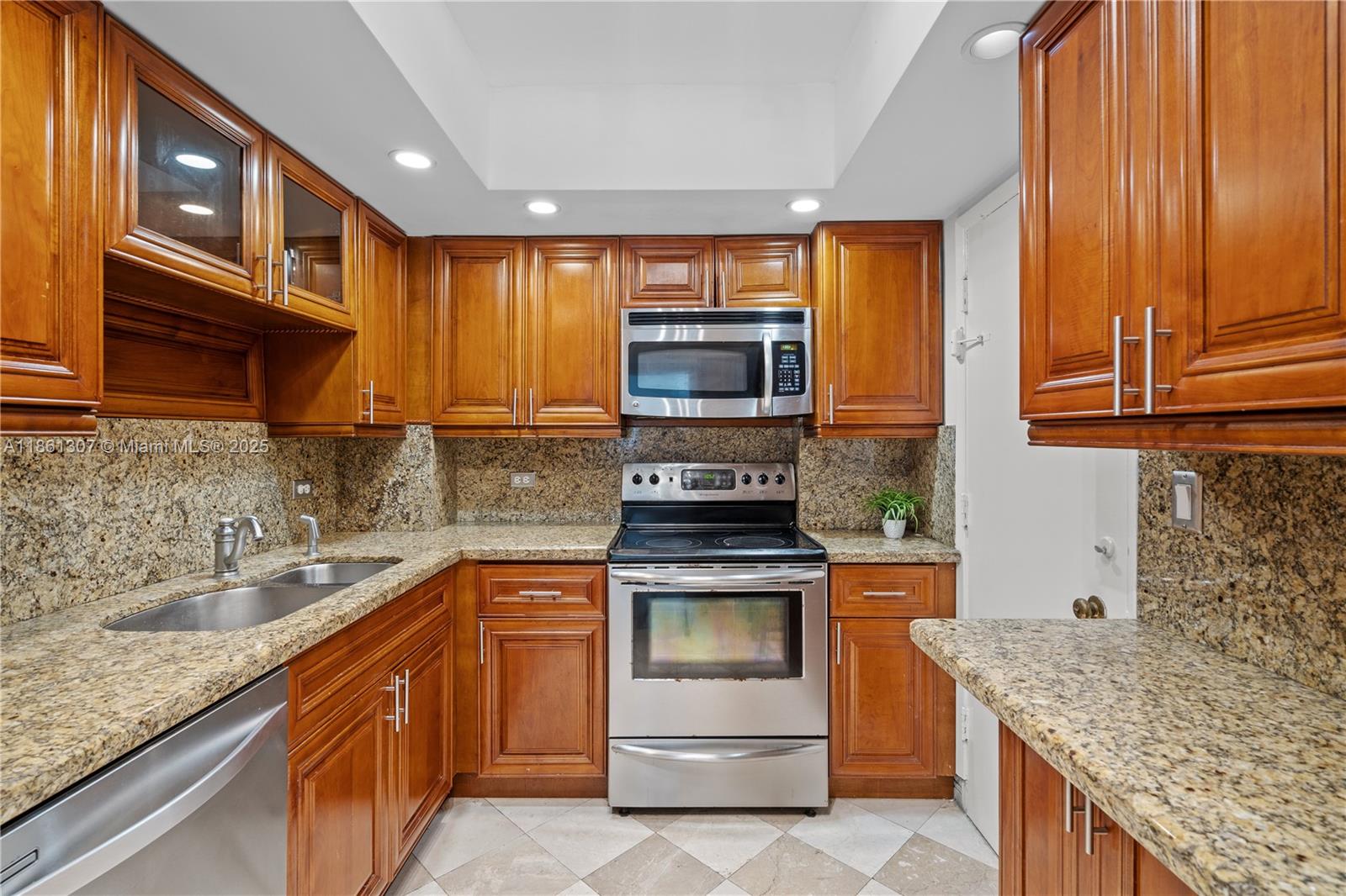 THE CARRIAGE CLUB NORTH C - Residential