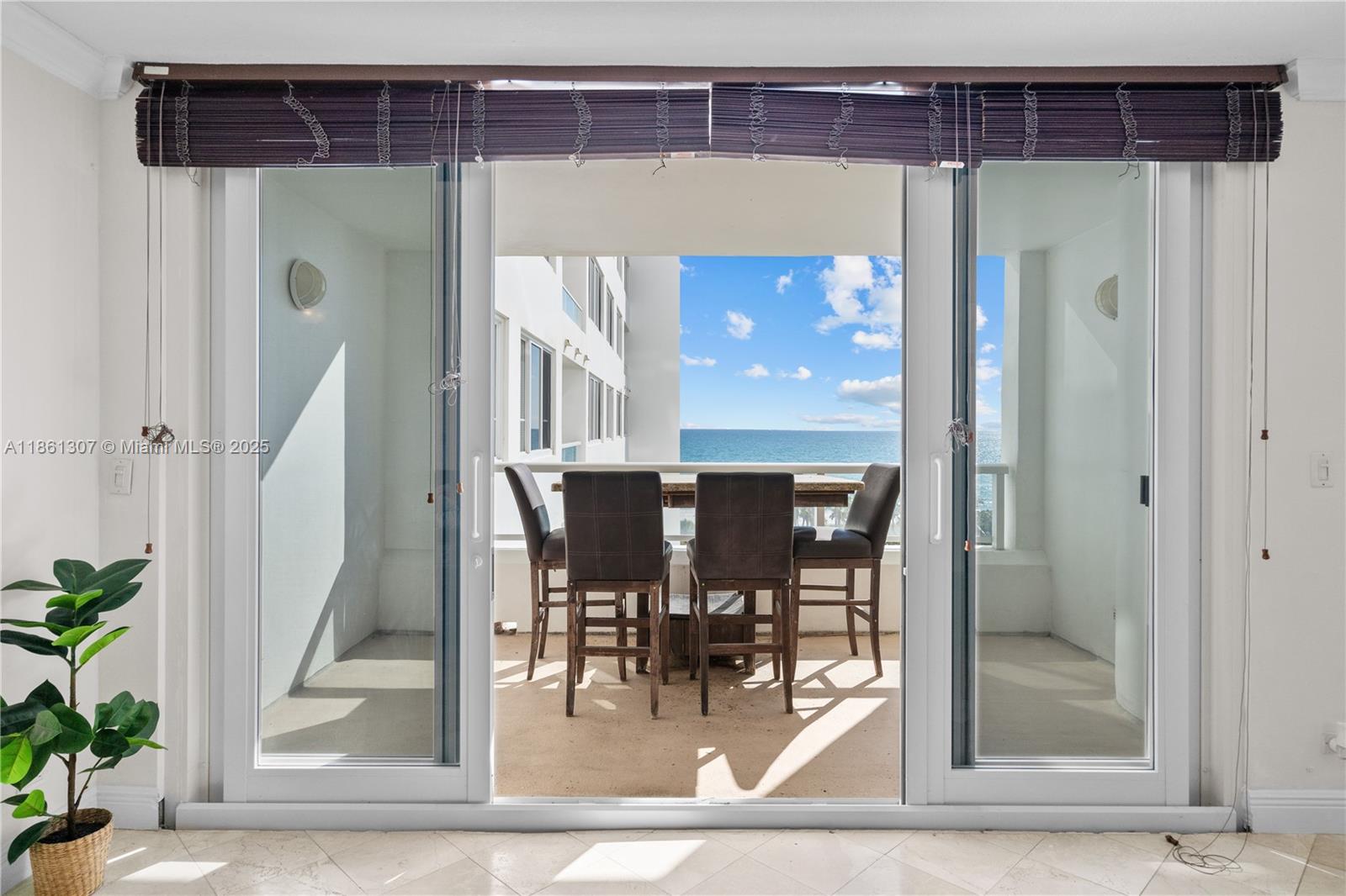 5005 Collins Ave 615