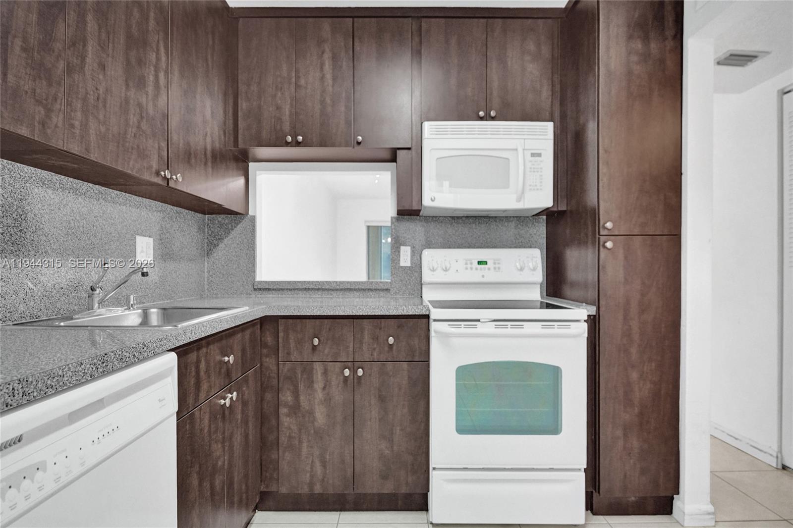 HOLIDAY SPRINGS VILLAGE 1 - Residential