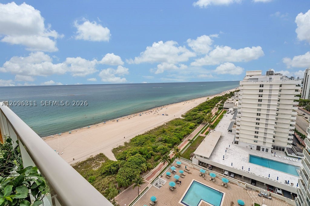 5701 Collins Ave PH14