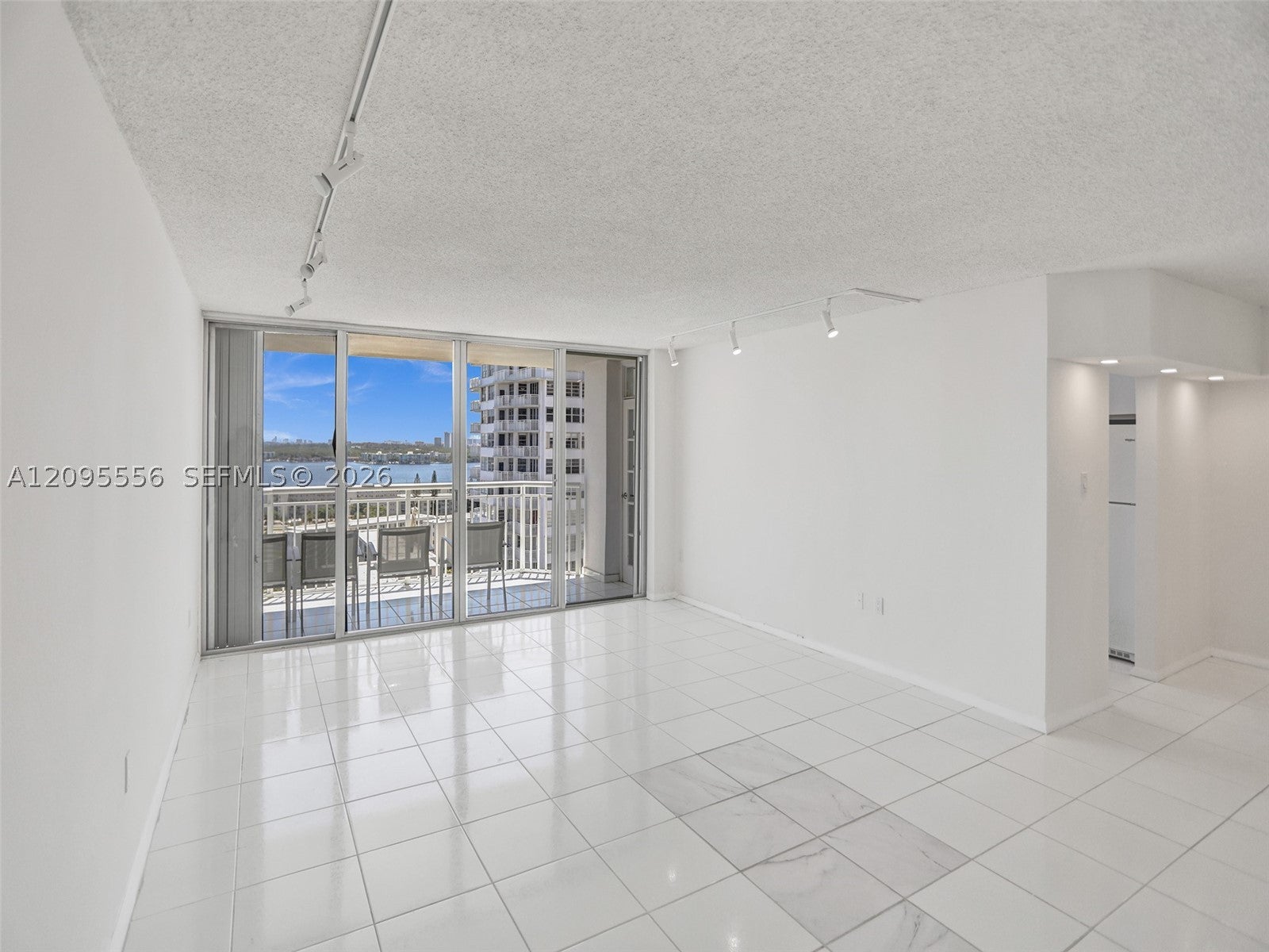 18071 BISCAYNE BLVD 1701
