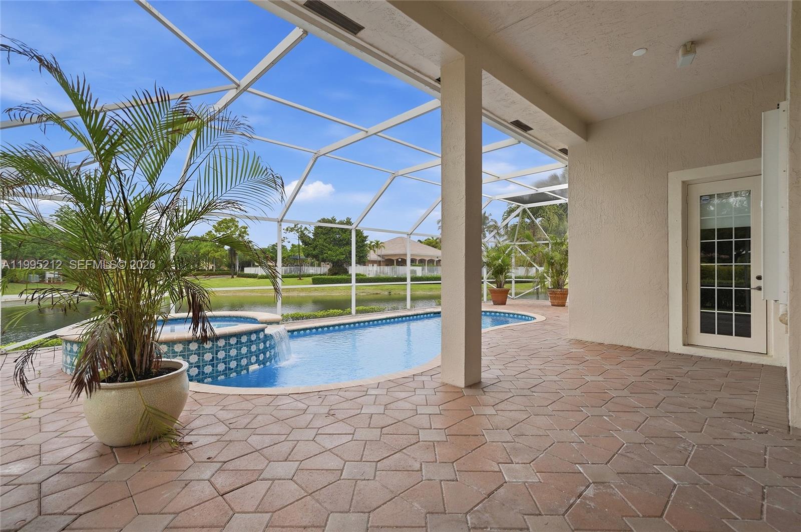 CORAL CREEK REPLAT NO 5 - Residential