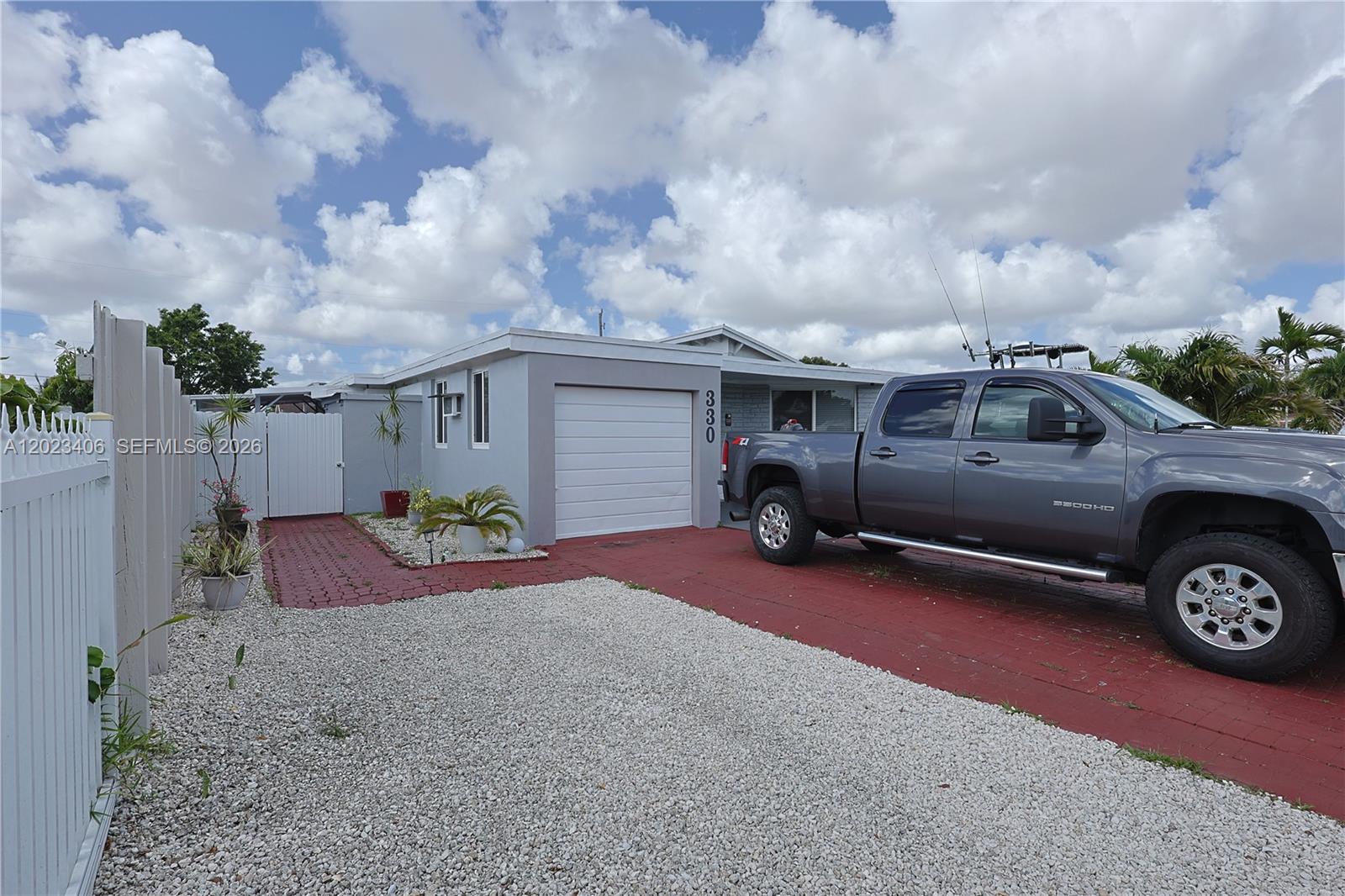ANDREWS PARK - Residential