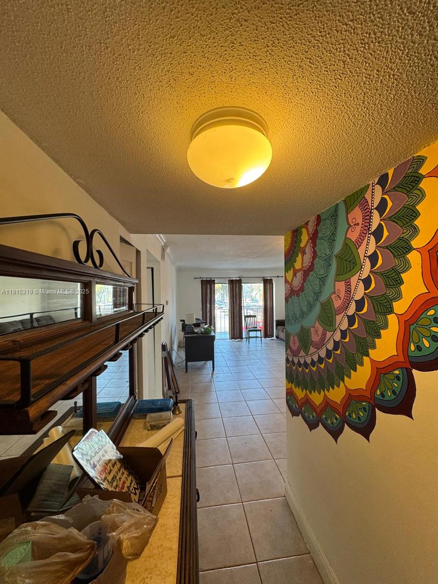 NOB HILL WEST CONDO - Residential