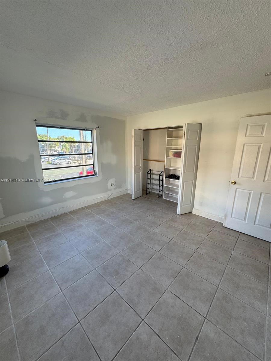 NOB HILL WEST CONDO - Residential