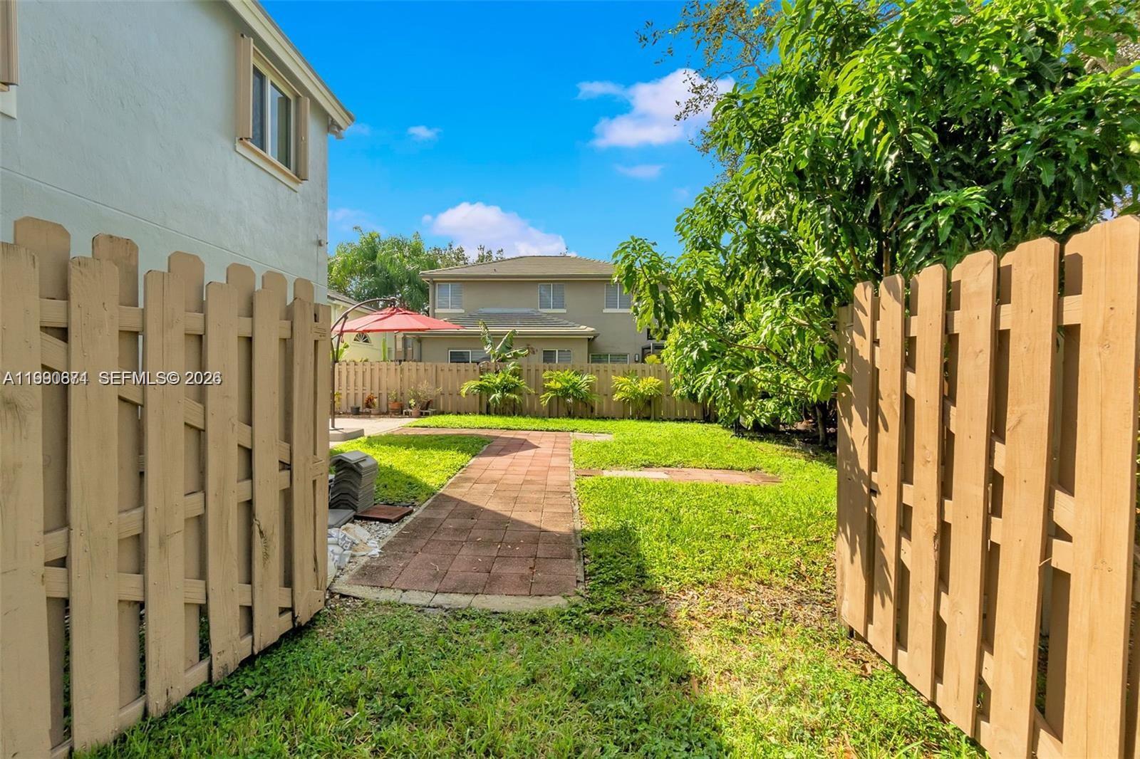 ROCK CREEK PHASE TWO - Residential Lease