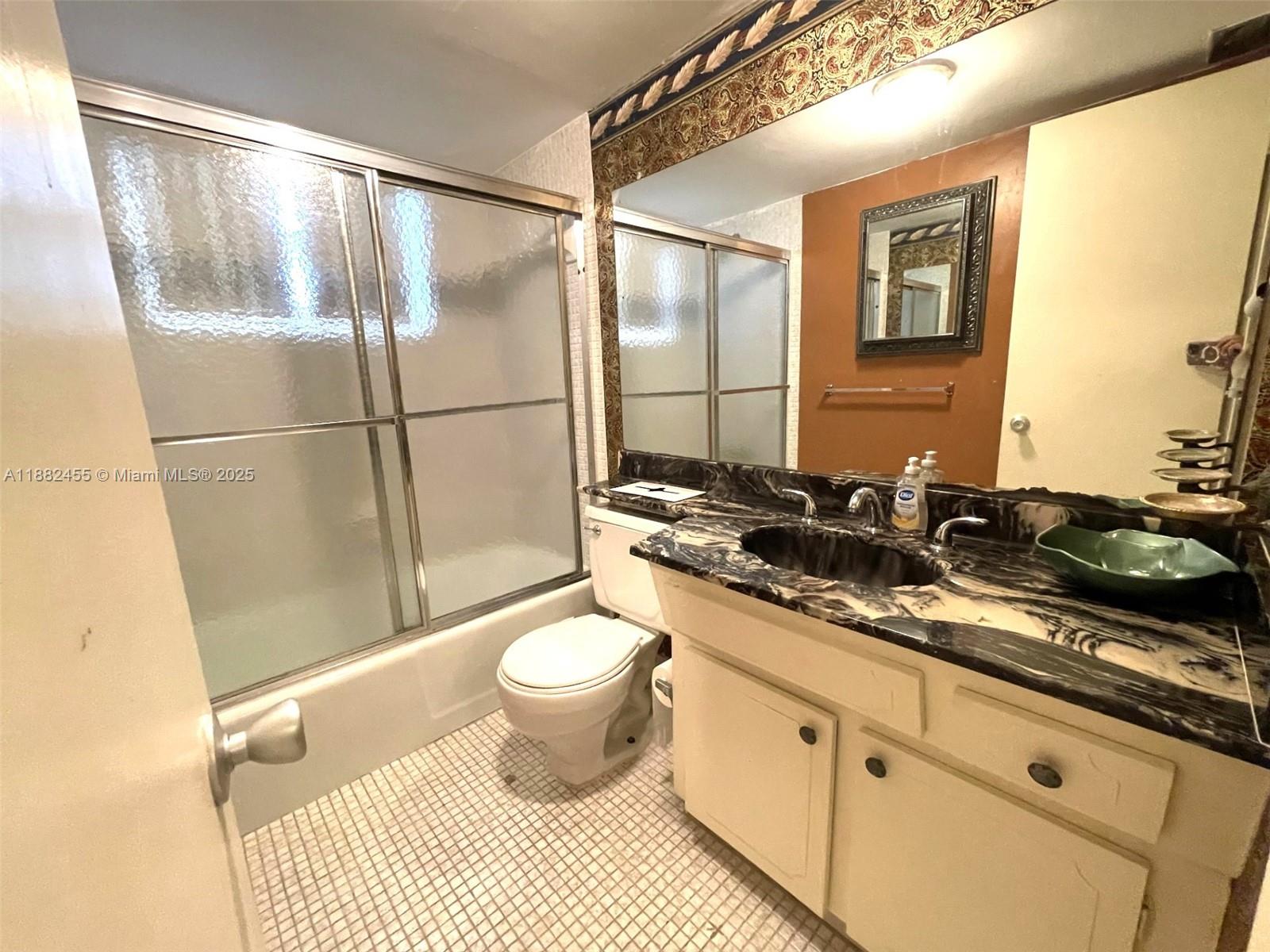 PEARL CONDO - Residential Lease
