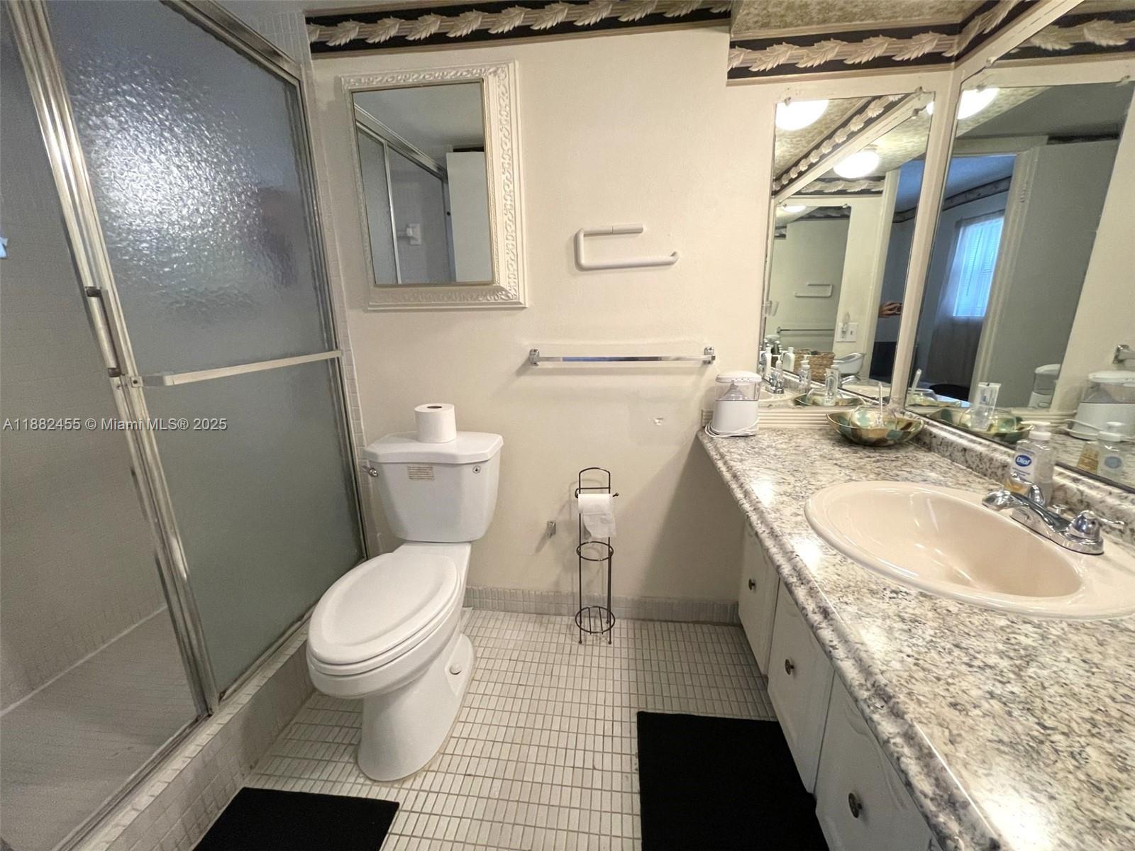 PEARL CONDO - Residential Lease