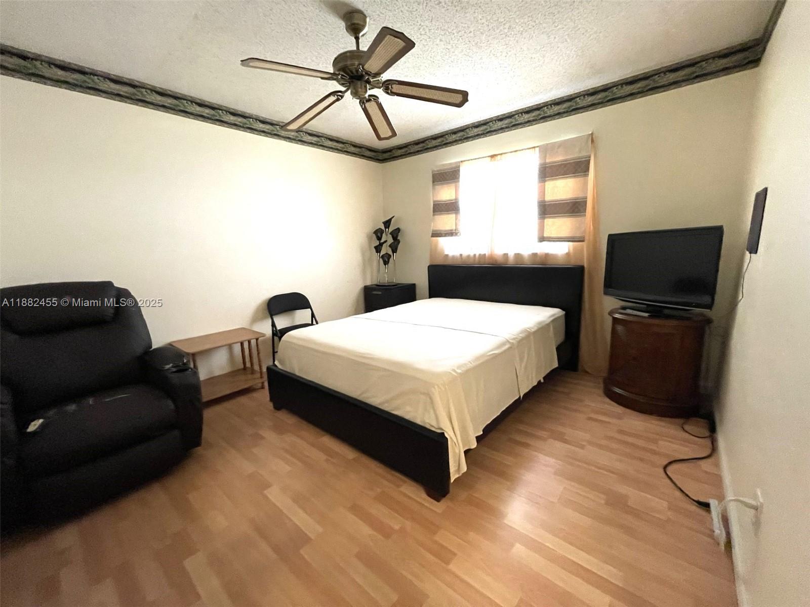 PEARL CONDO - Residential Lease