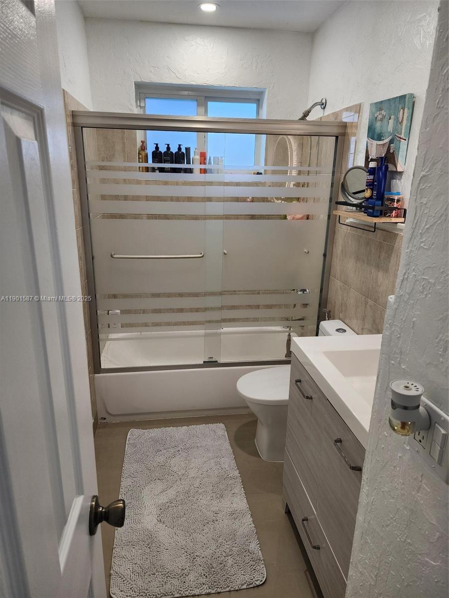 FAIRFAX BROLLIAR ADD SEC - Residential