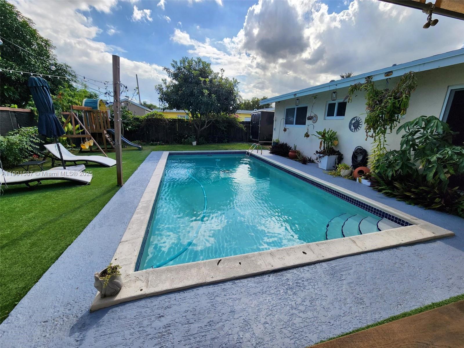 FAIRFAX BROLLIAR ADD SEC - Residential