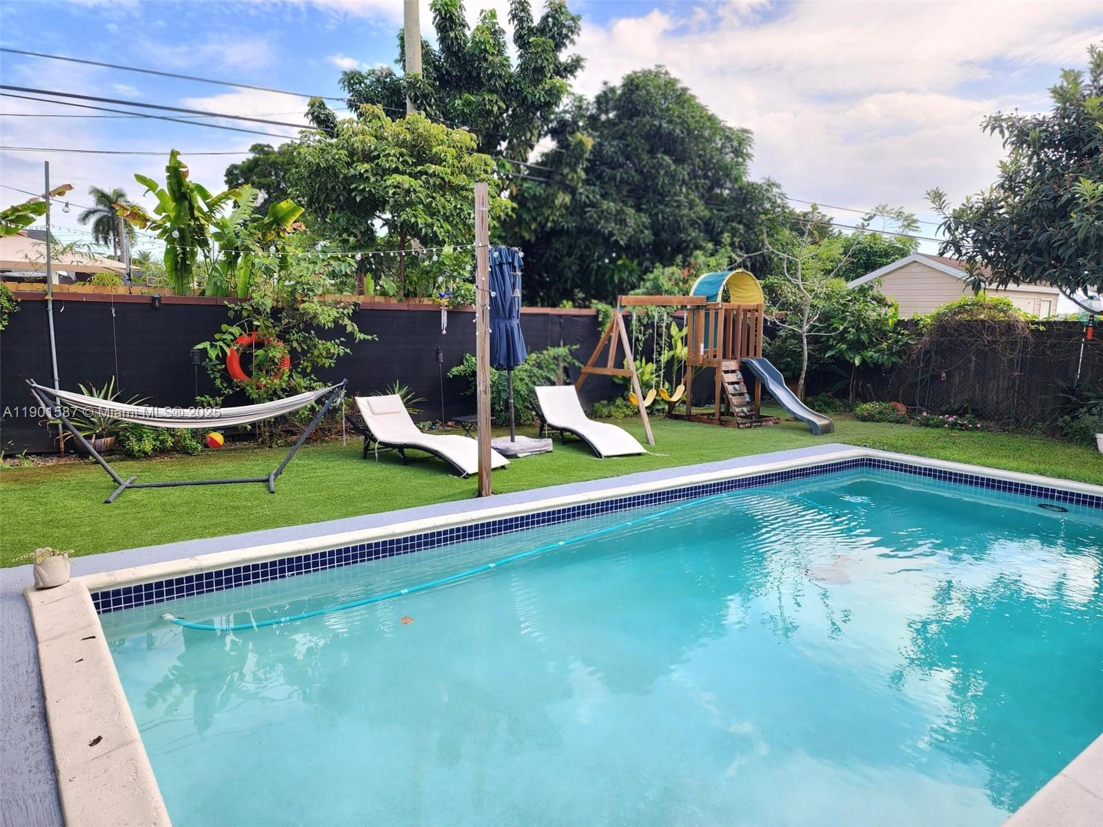 FAIRFAX BROLLIAR ADD SEC - Residential