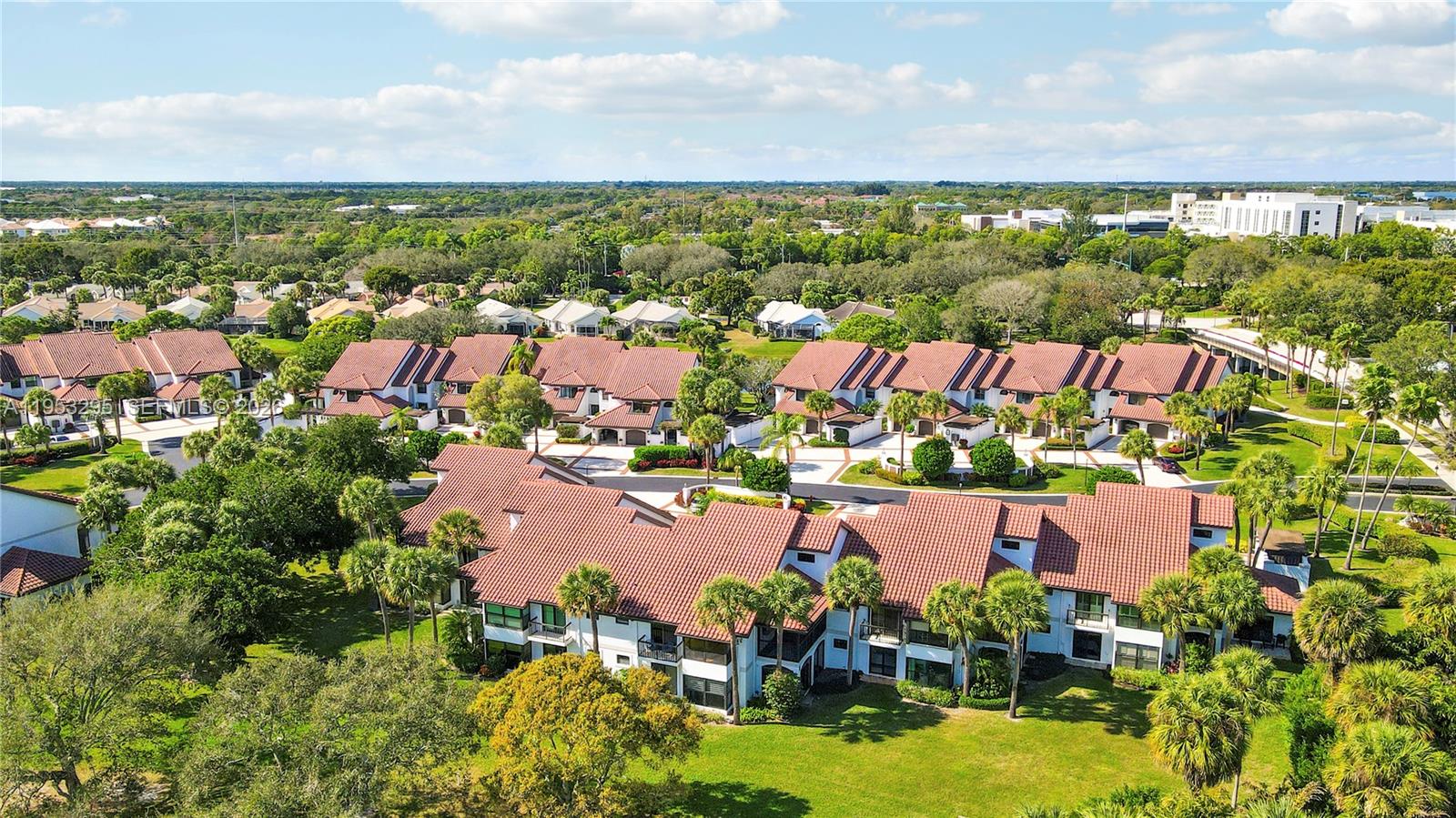 TRADERS CROSSING AT JONAT - Residential