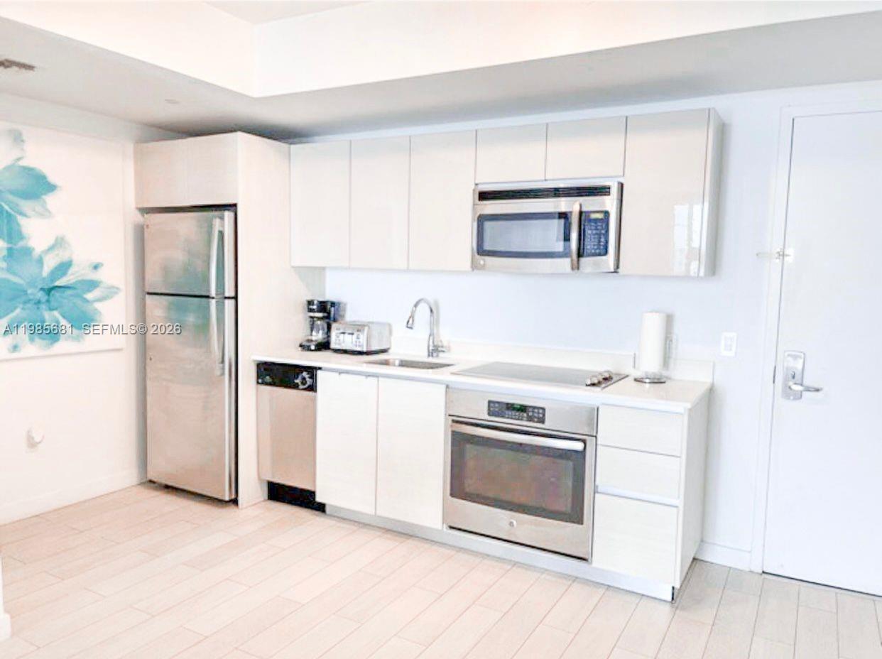 BEACHWALK CONDOMINIUM - Residential