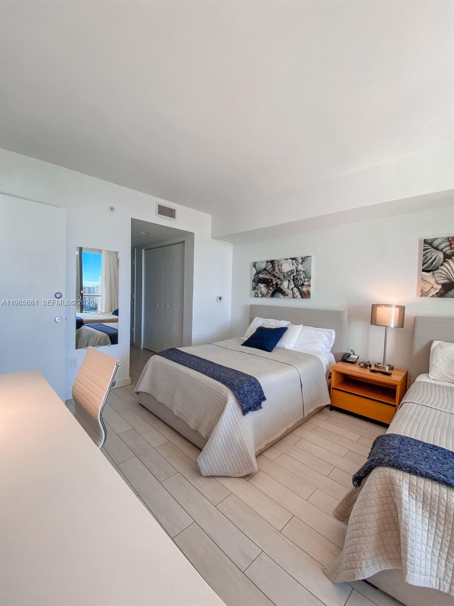 BEACHWALK CONDOMINIUM - Residential