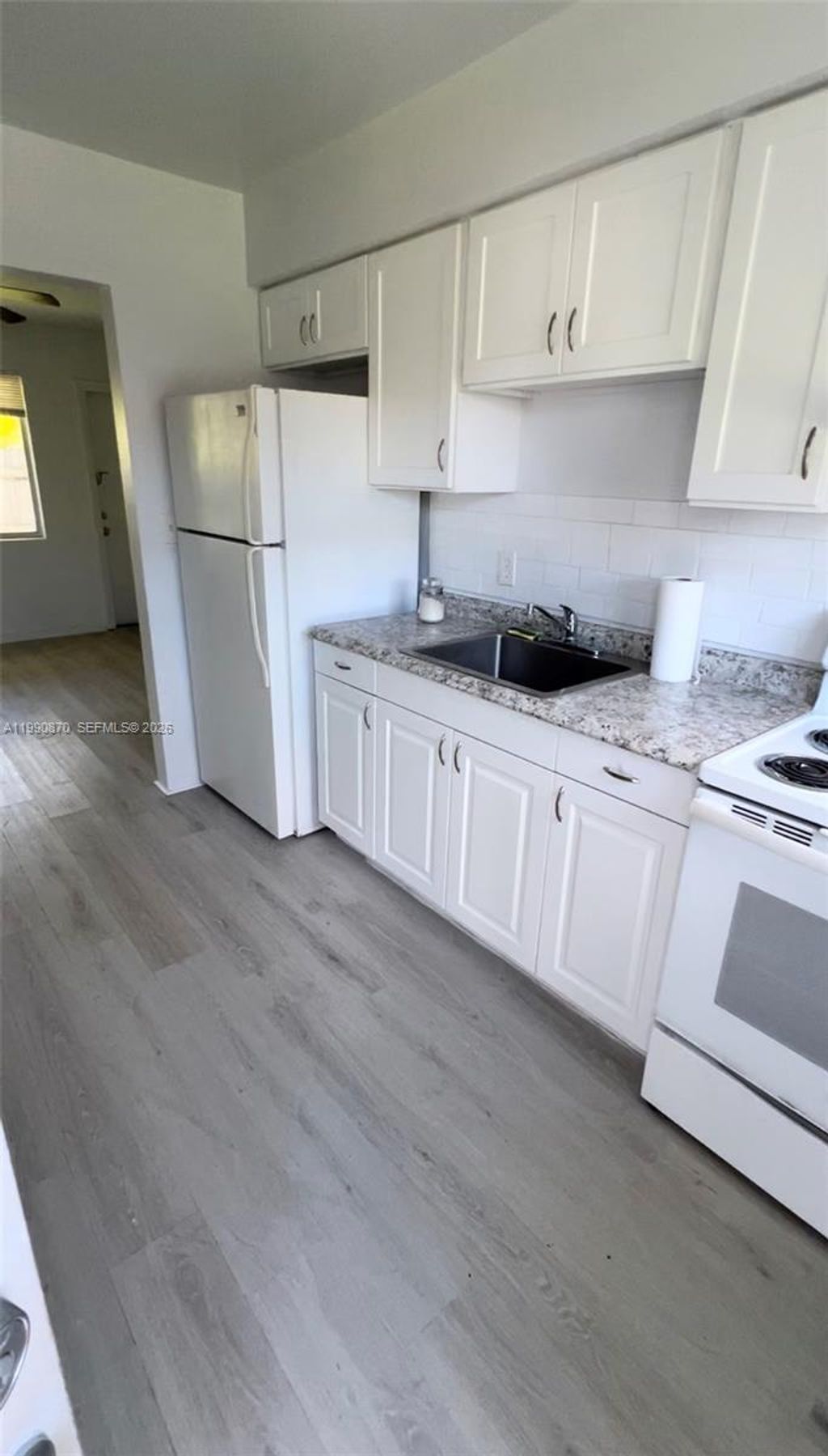 Photo of 404 SW 5th Ave #1, Hallandale Beach, FL 33009 (MLS # A11990870)