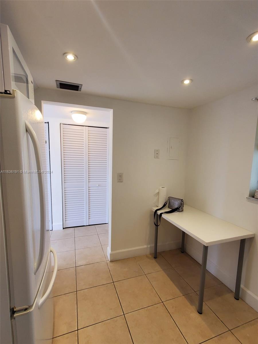 WATERWAY PLAZA CONDO - Residential
