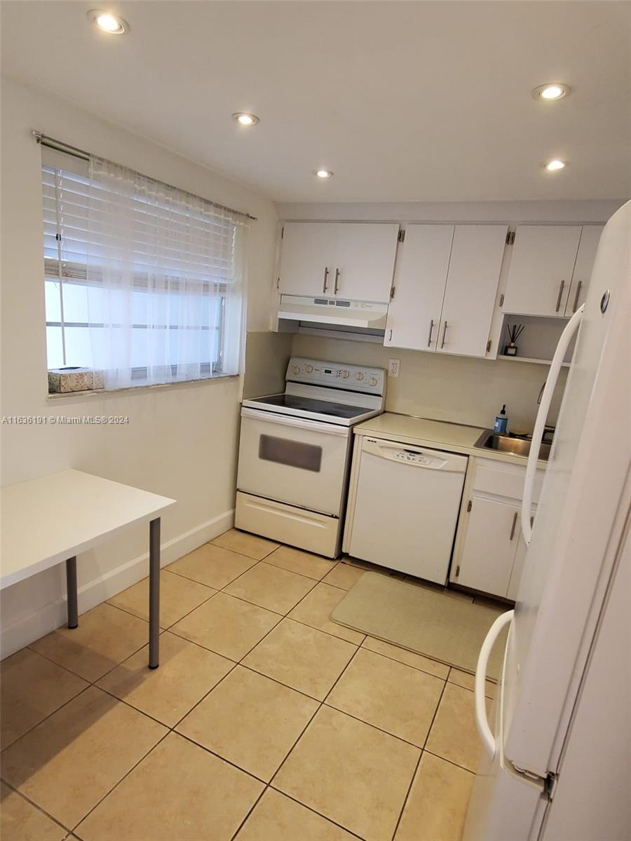 WATERWAY PLAZA CONDO - Residential