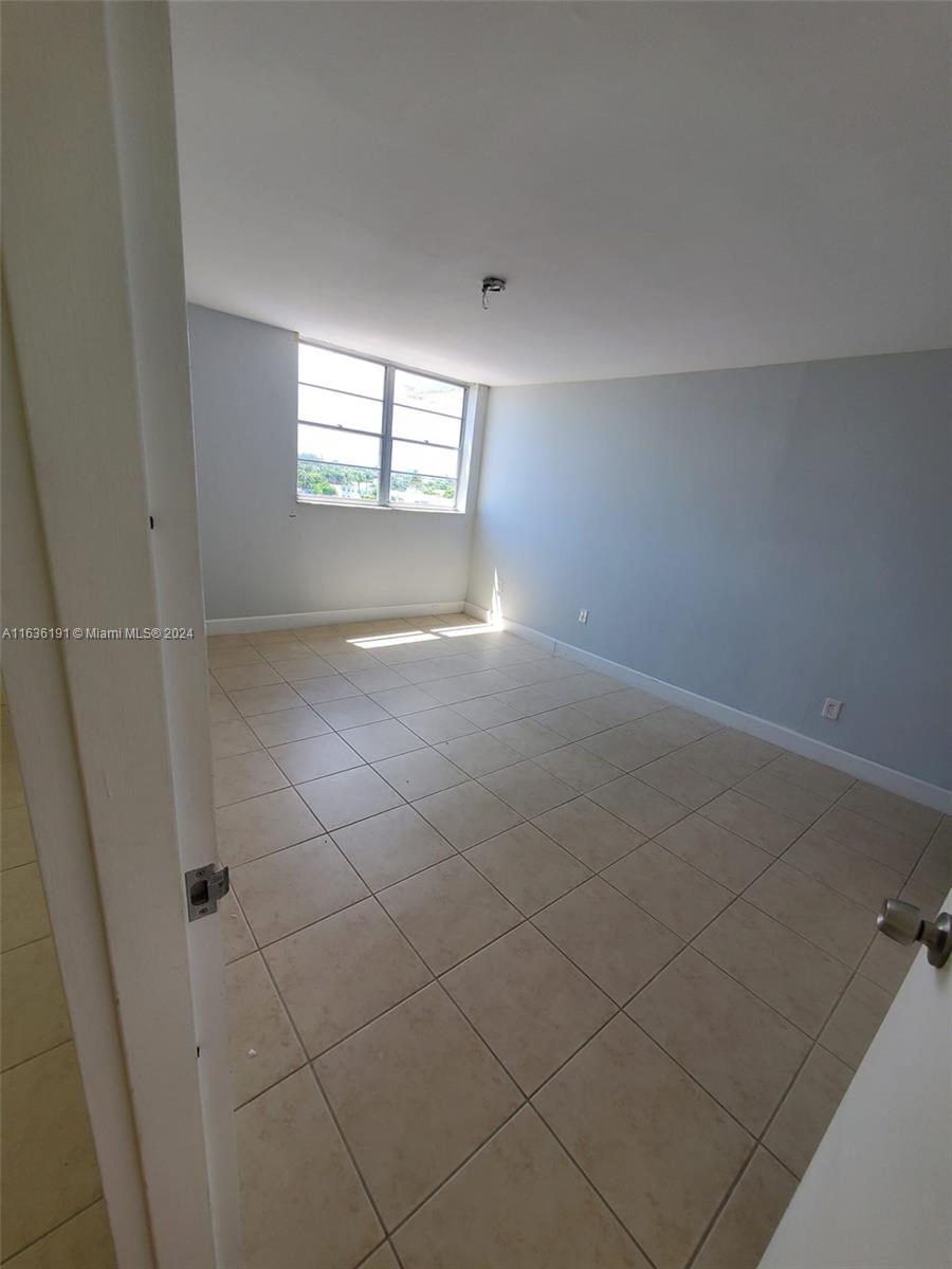 WATERWAY PLAZA CONDO - Residential