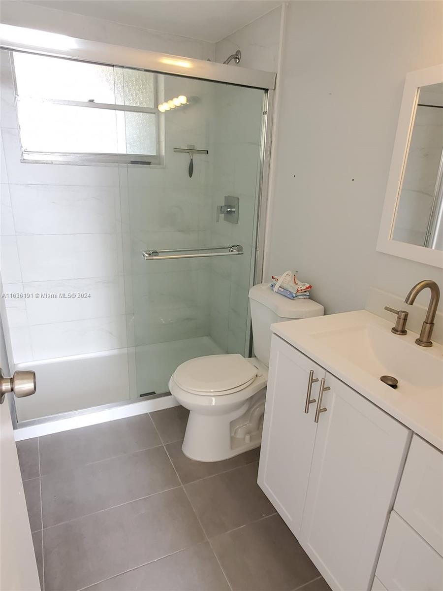 WATERWAY PLAZA CONDO - Residential