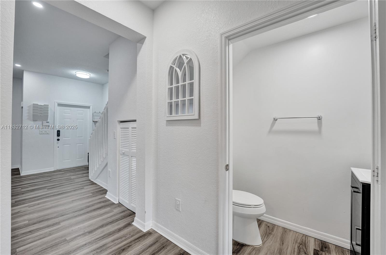 VILLAGE WALK - Residential