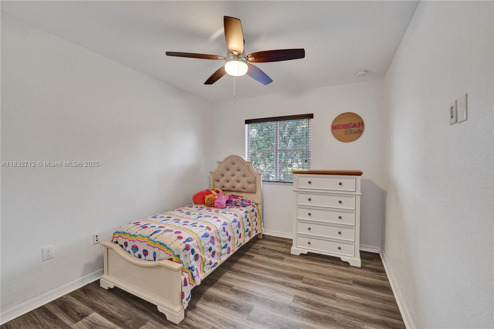 VILLAGE WALK - Residential