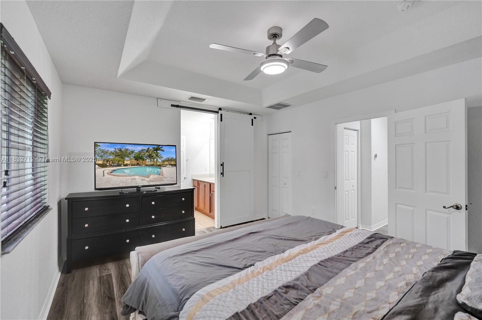 VILLAGE WALK - Residential