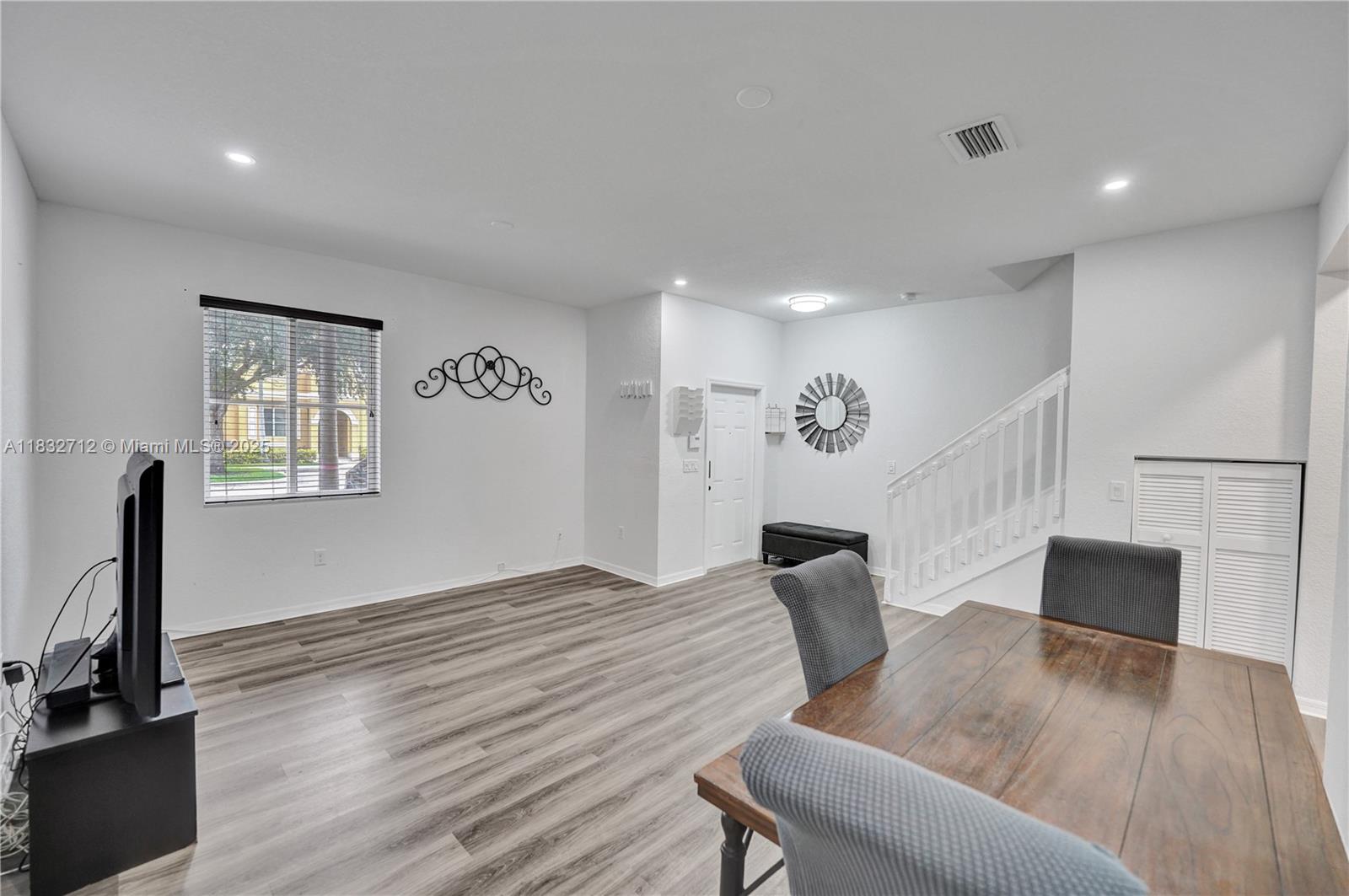 VILLAGE WALK - Residential