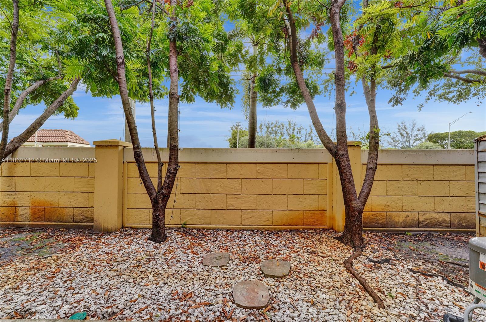 VILLAGE WALK - Residential